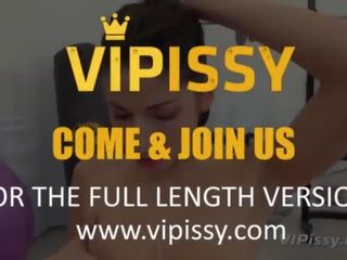 Vipissy - المتشددين مص و سخيف إلى شخ منقوع امرأة سمراء clea
