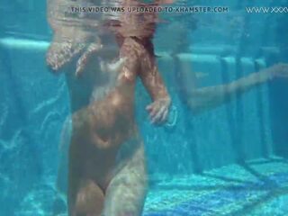 Jessica lincoln saab kuum kuni trot ja alasti sisse a bassein: täiskasvanud klamber 13 | xhamster