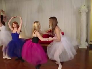 Jenter borte vill - unge ballett dancers gå rogue på deres gal instructor