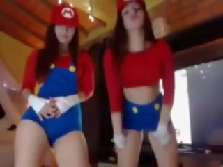 Lesbian Mario Girls Having Fun - voluptuous Cosplay Outfits
